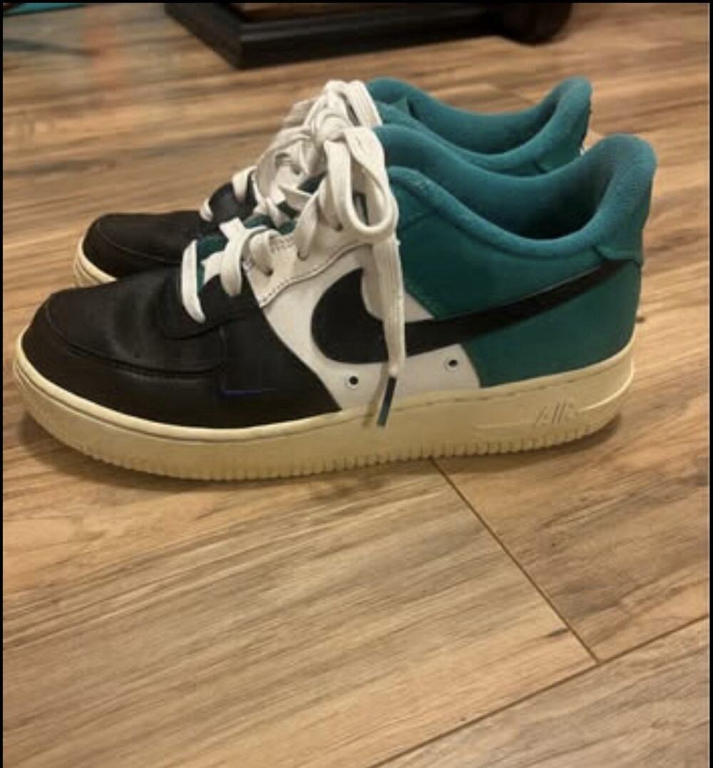 Nike Air Force 1 LV8 GS 820438-008 Black White Teal Youth 5.5 Y/Women’s 7